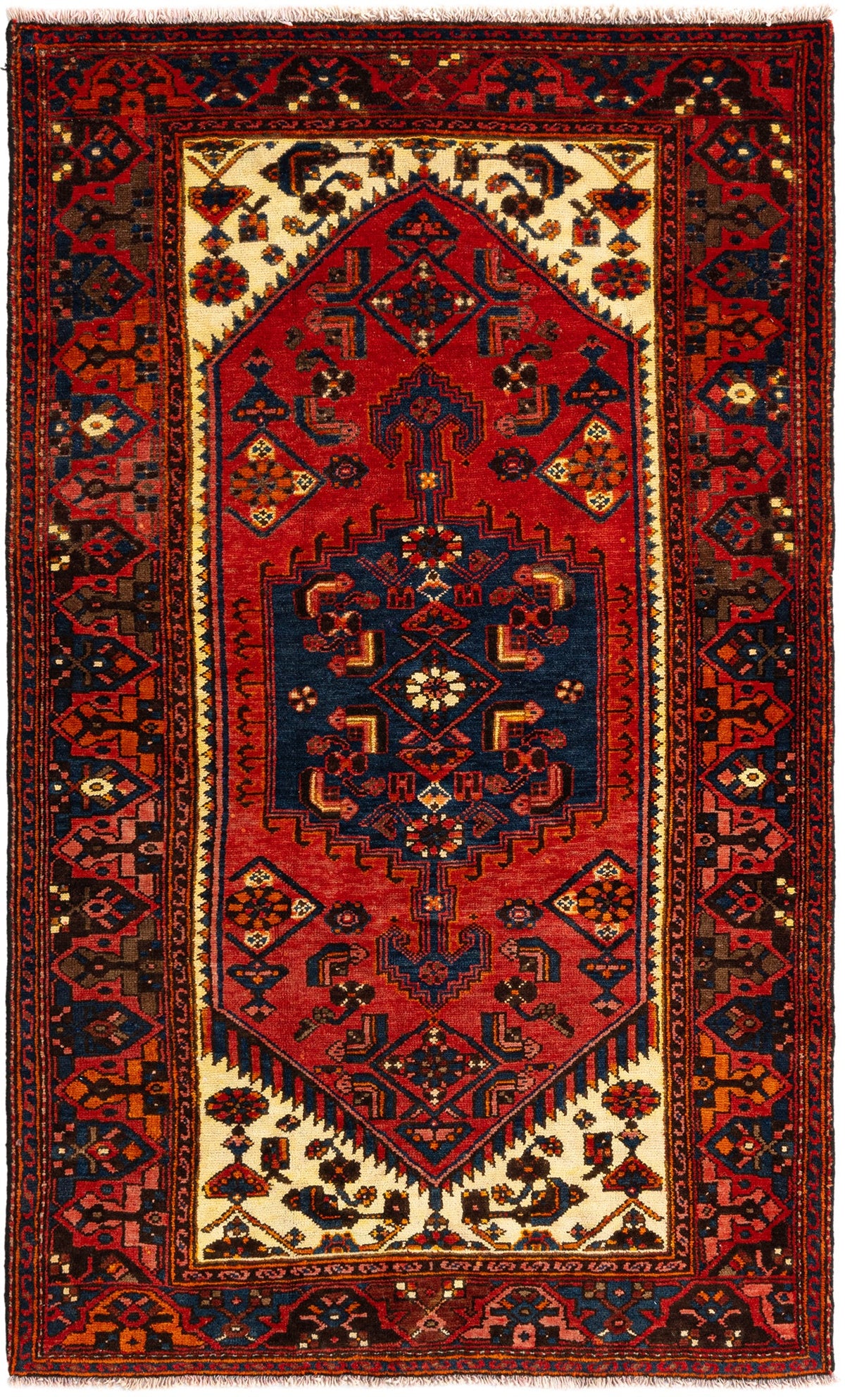 221 x 133 Hamadan