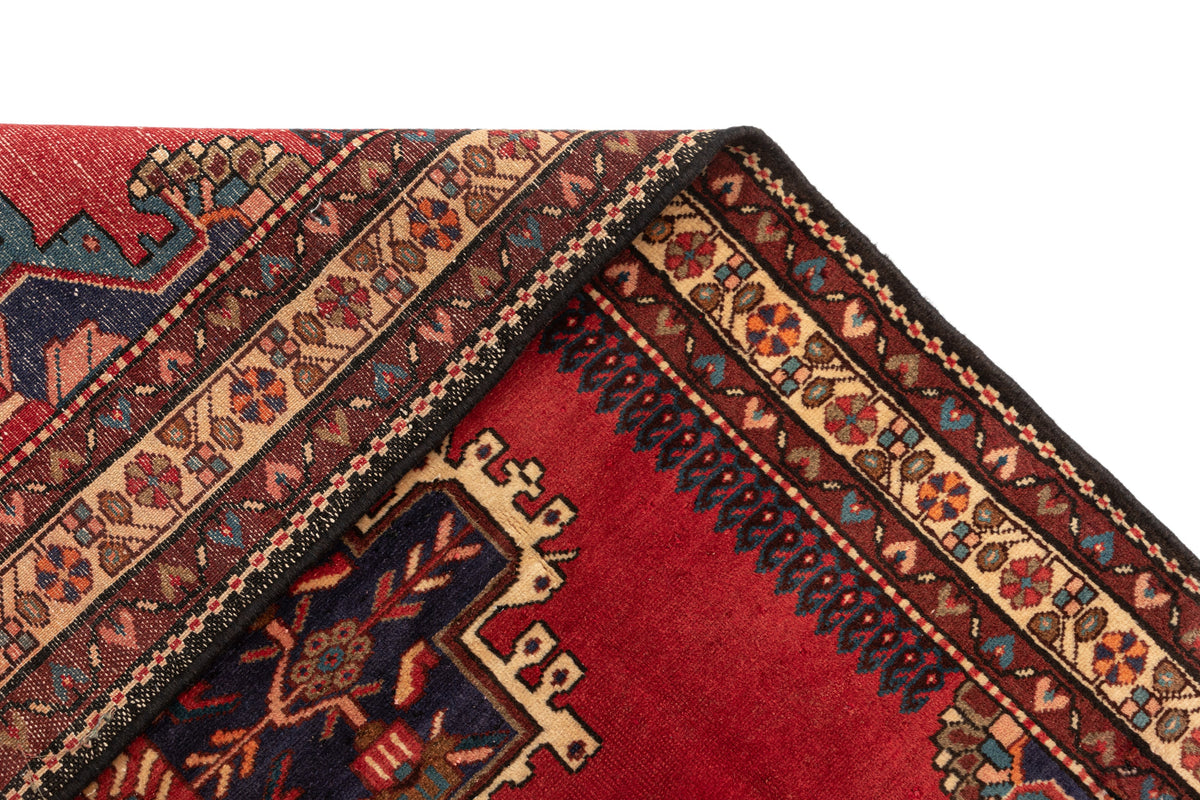153 x 122 Hamadan