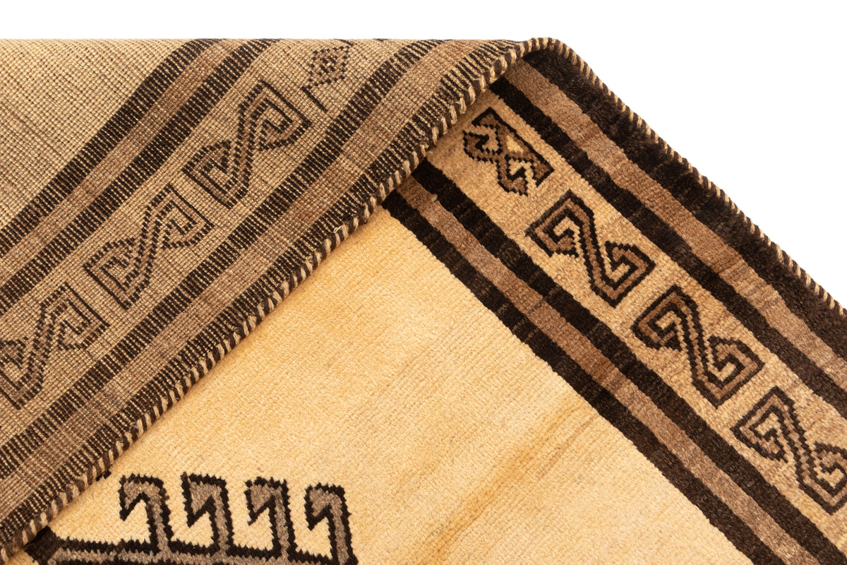246 x 149 Gabbeh alt