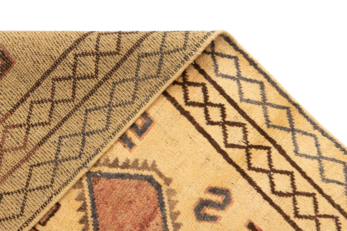 249 x 147 Gabbeh alt