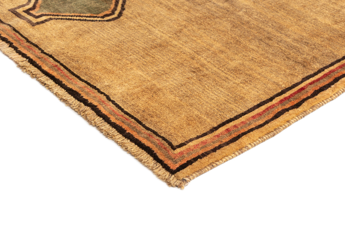 221 x 148 Gabbeh alt