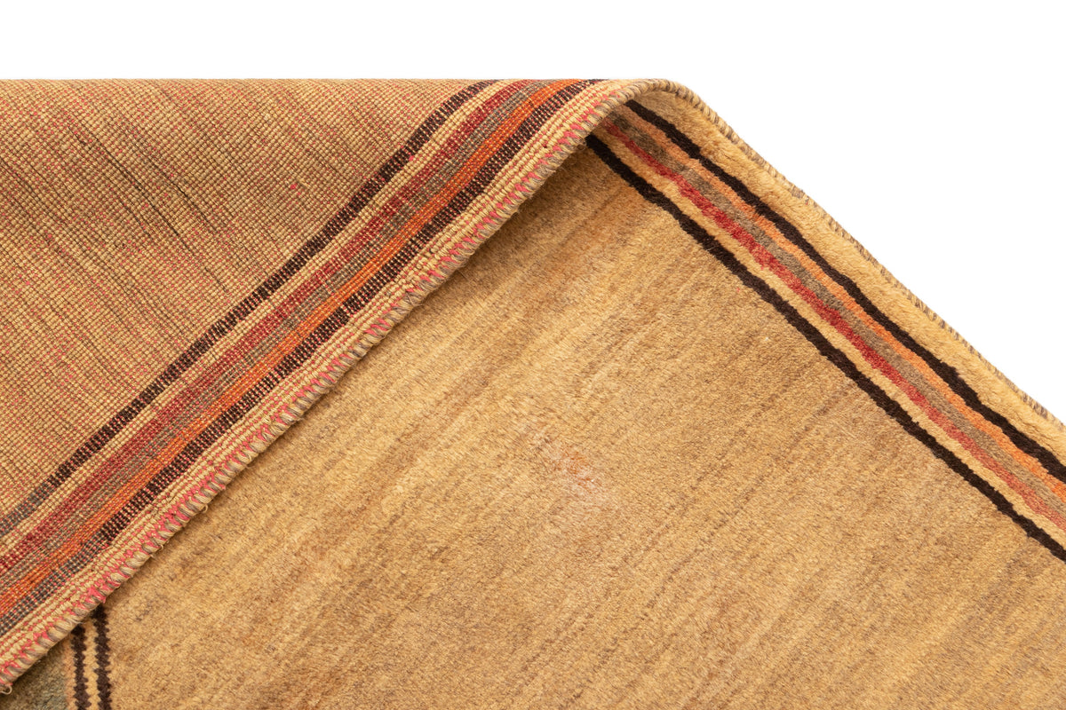 221 x 148 Gabbeh alt