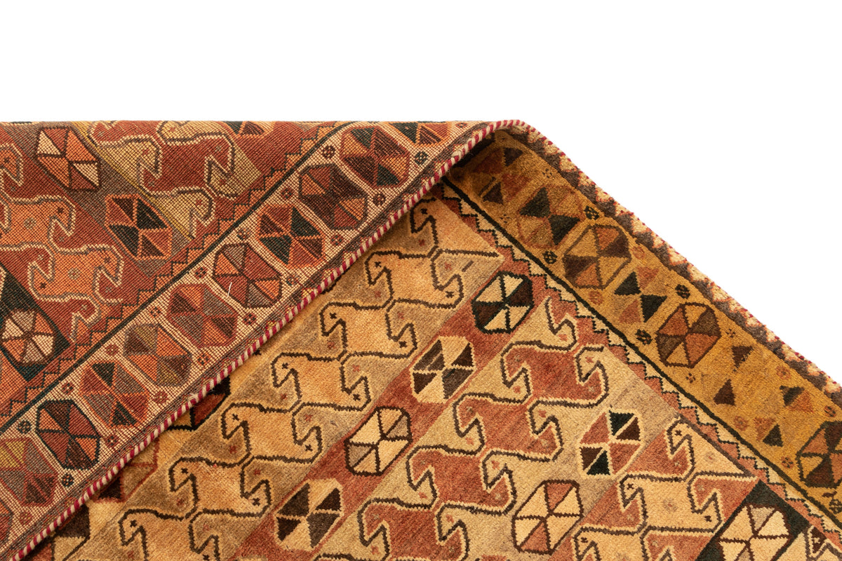 175 x 122 Gabbeh alt