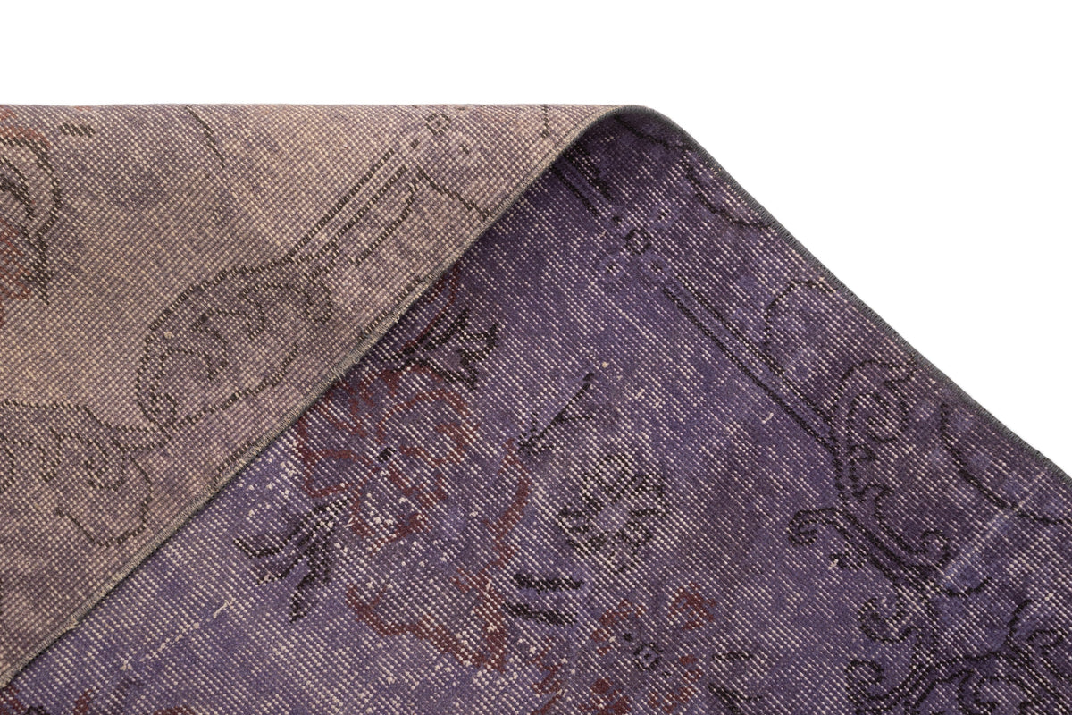 265 x 161 Vintage Royal