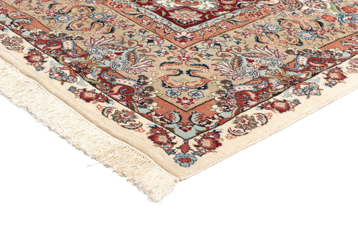 400 x 305 Tabriz