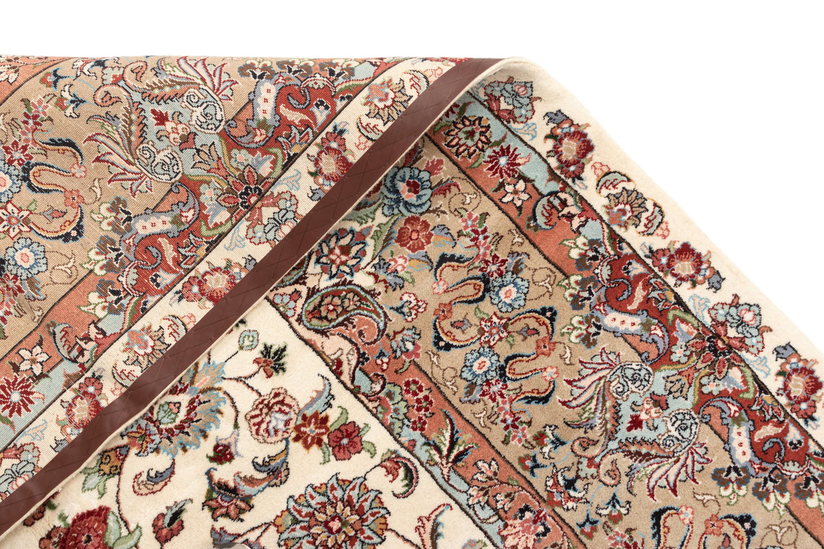 400 x 305 Tabriz