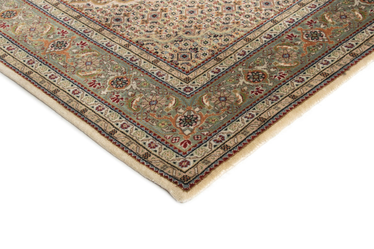 205 x 144 Täbriz Mahi
