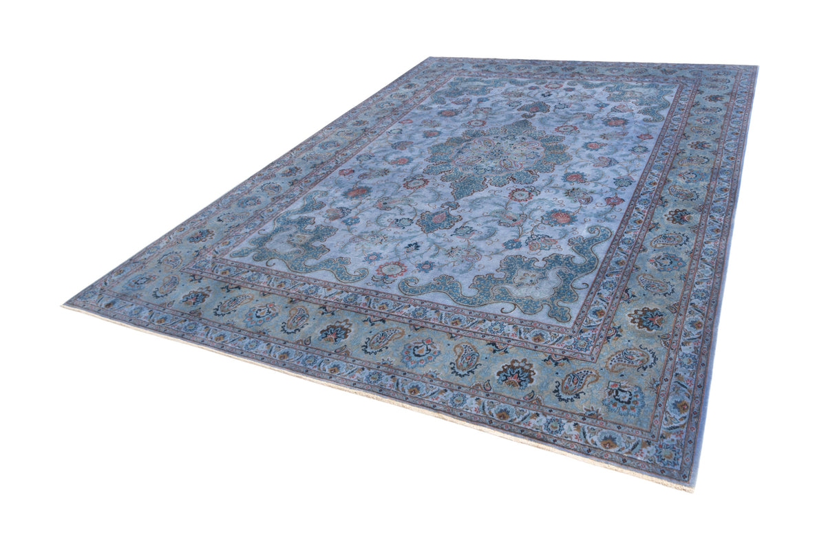 392 x 273 Keshan Vintage
