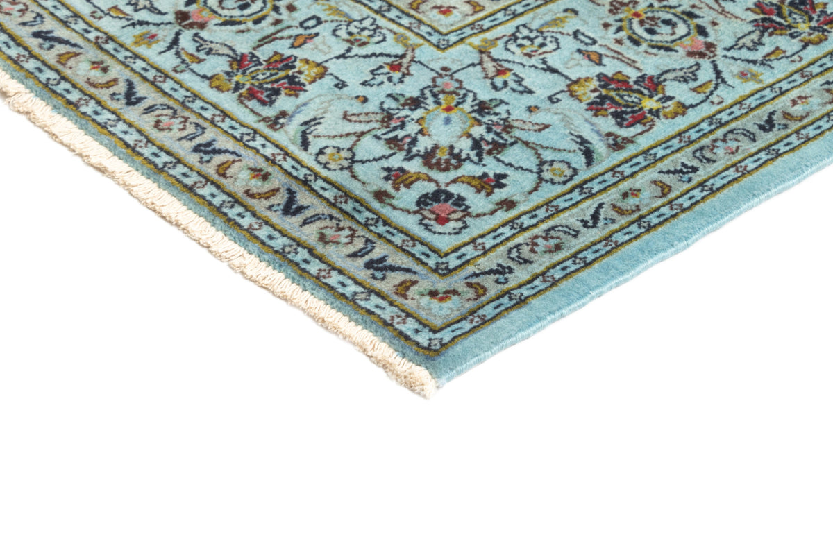 295 x 188 Keshan Vintage