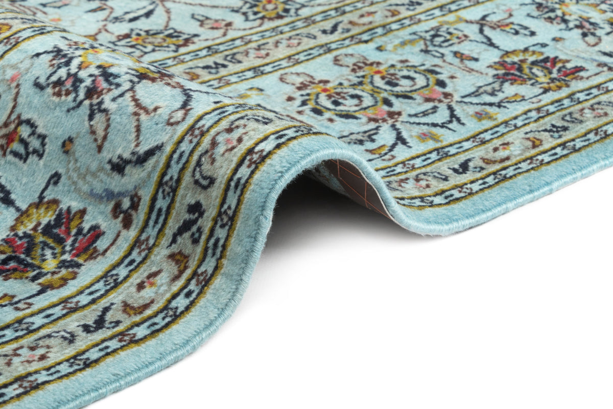 295 x 188 Keshan Vintage