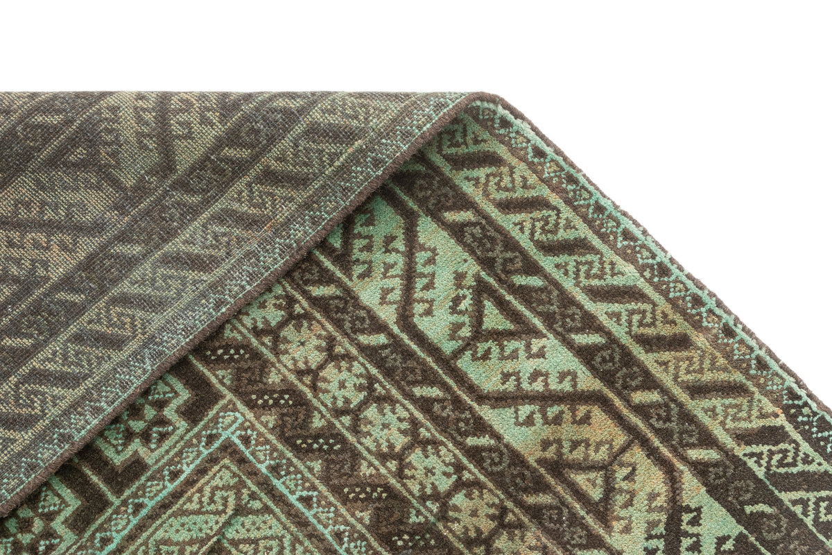 215 x 117 Vintage Royal