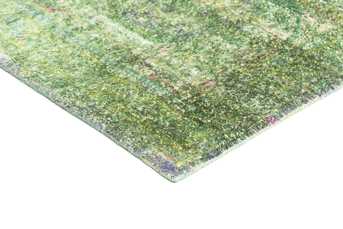 350 x 267 Kundan