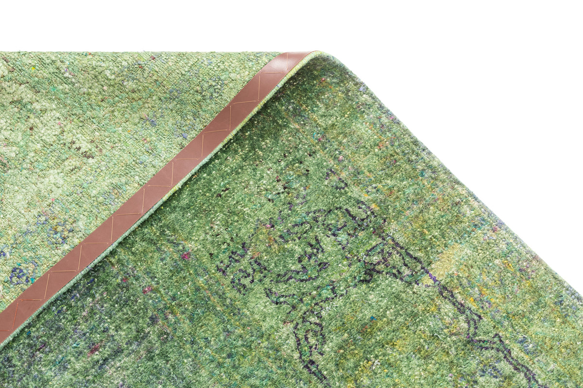 350 x 267 Kundan