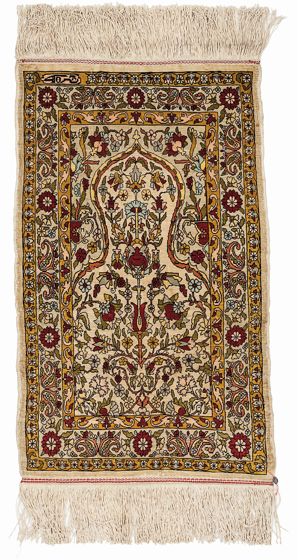 Hereke silk