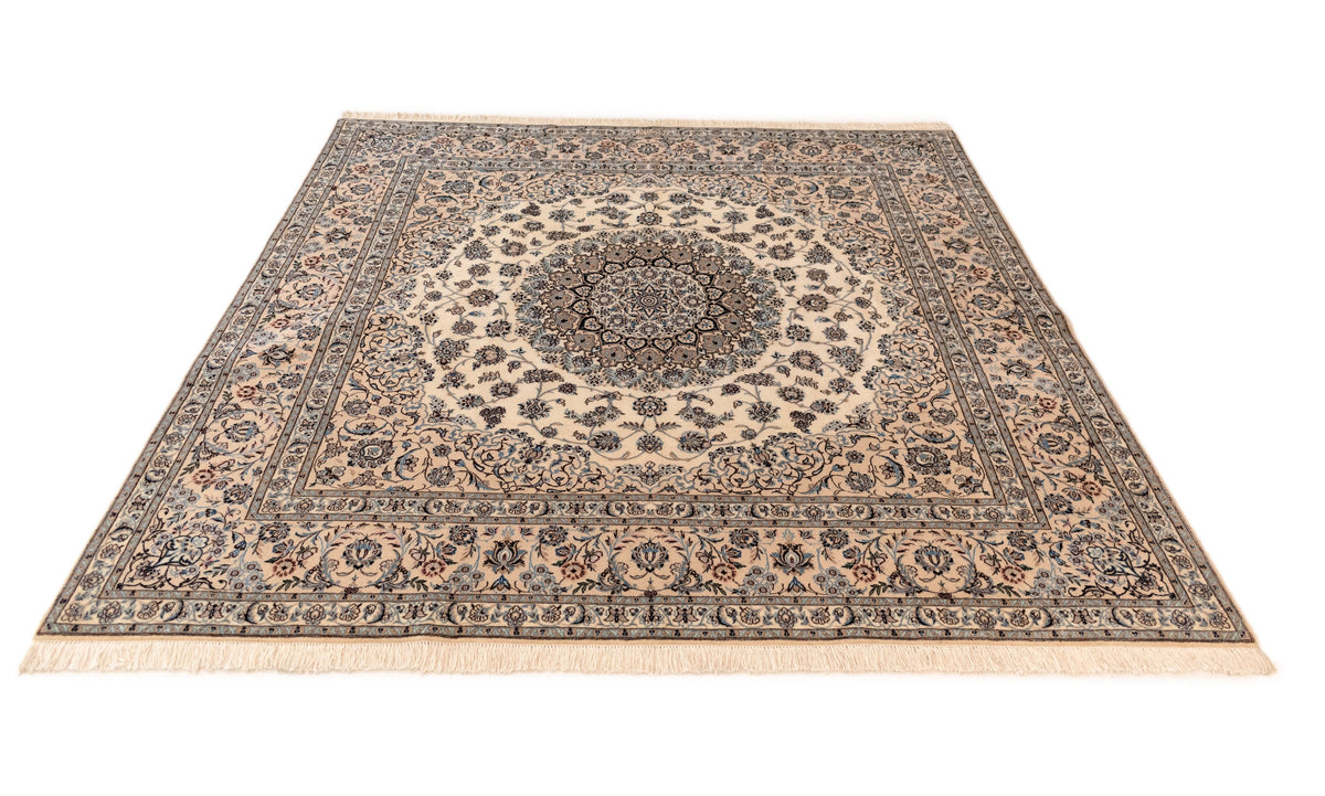 200x203 Nain 6-La