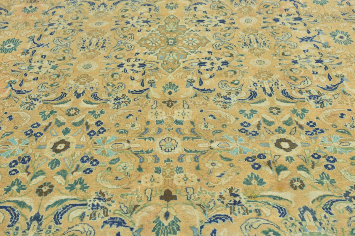 297 x 401 Mahal