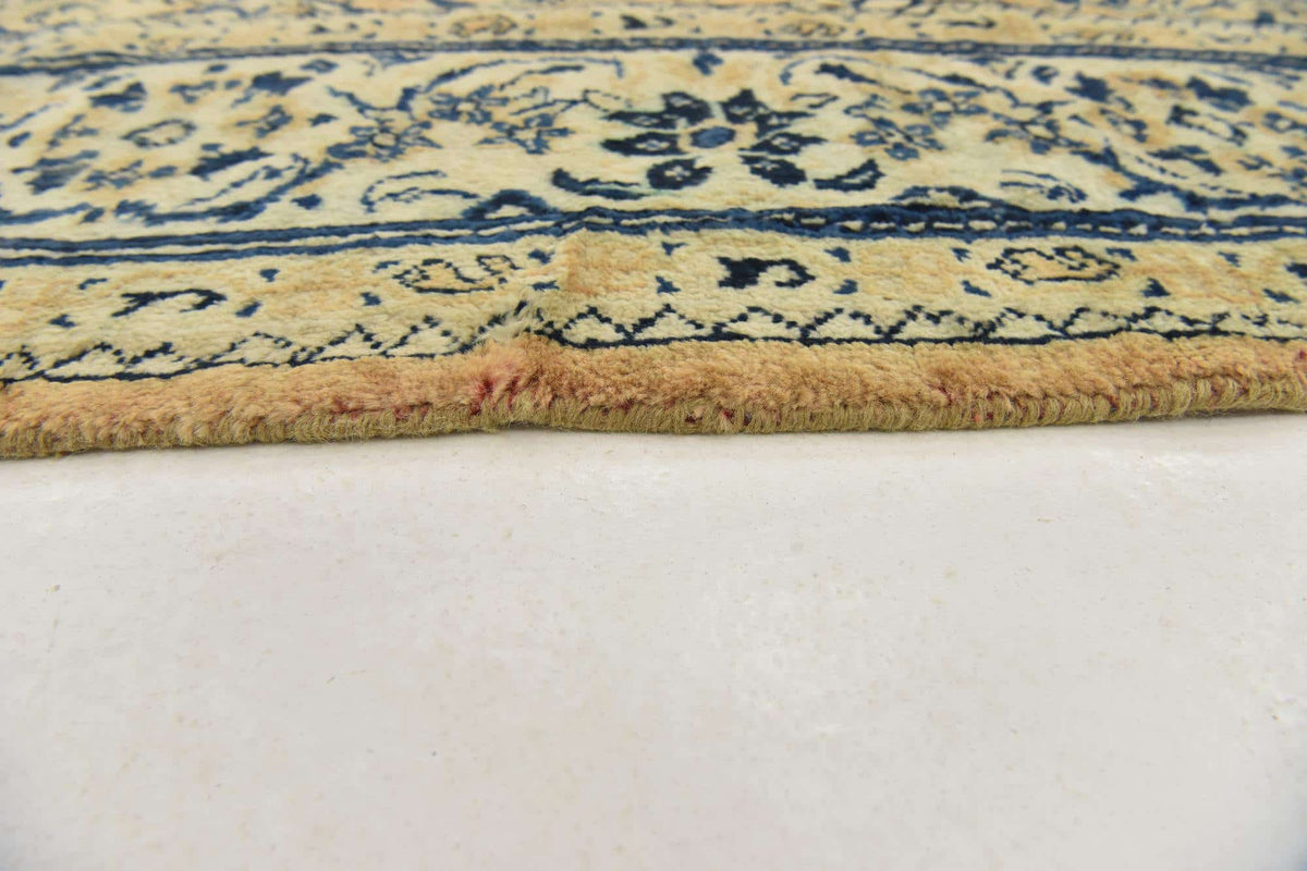 206 x 290 Farahan