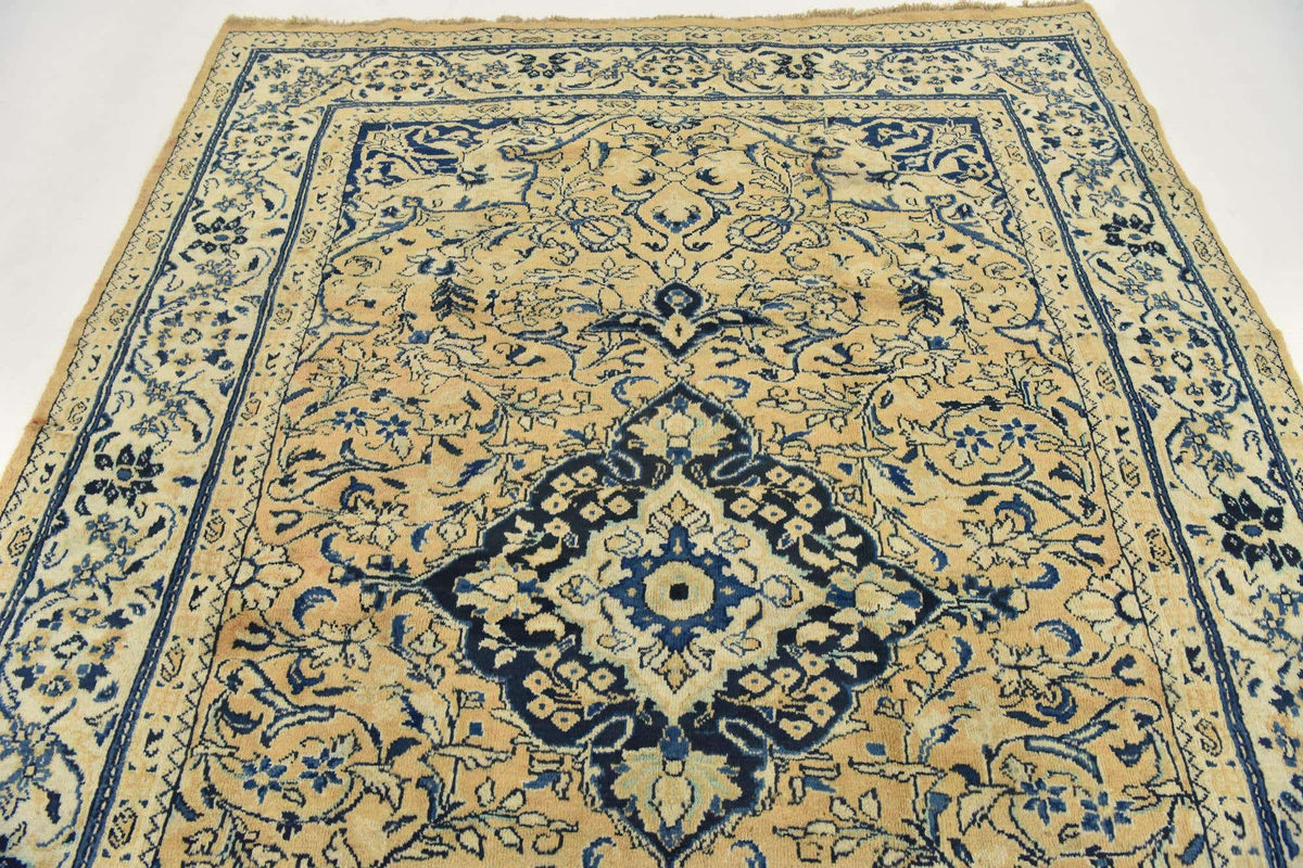 206 x 290 Farahan