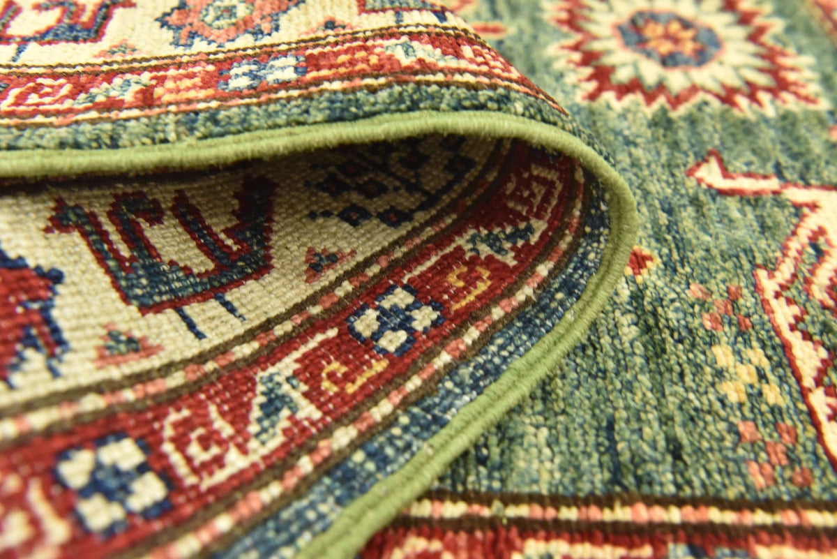 84x127 Kazak