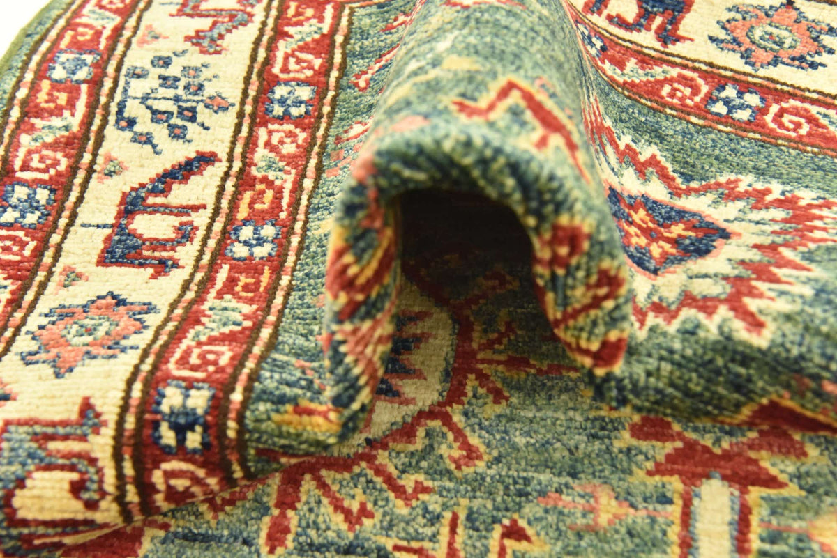 84x127 Kazak