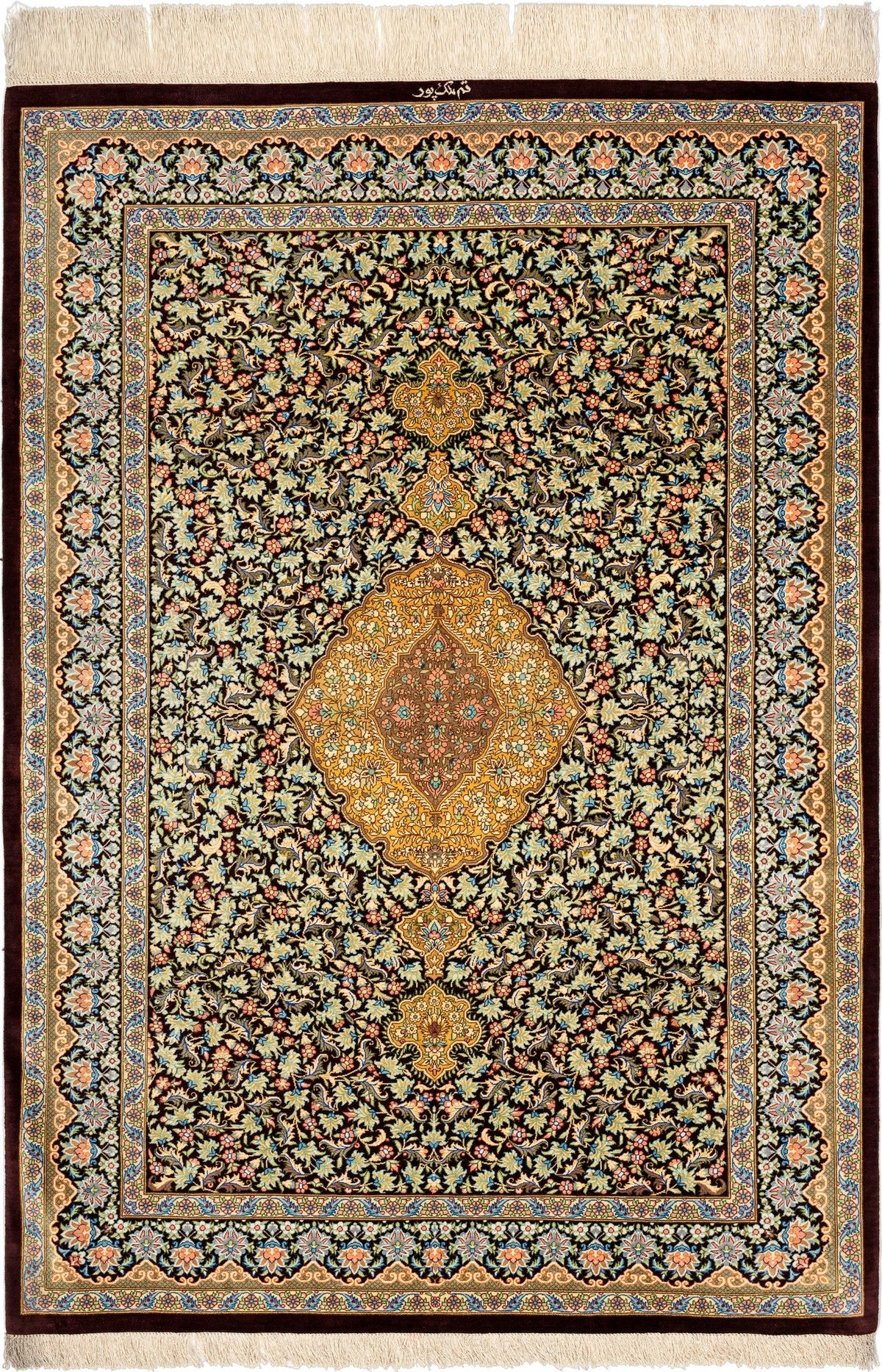 101 x 148 Ghom Seide