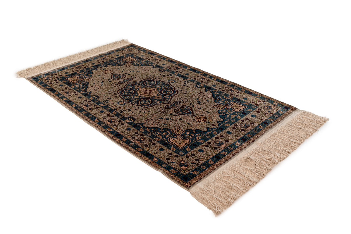85 x 140 Hereke Seide