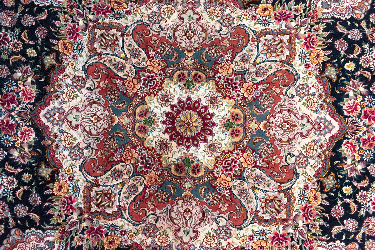 300 x 300 Täbriz mit Seide 70 Raj
