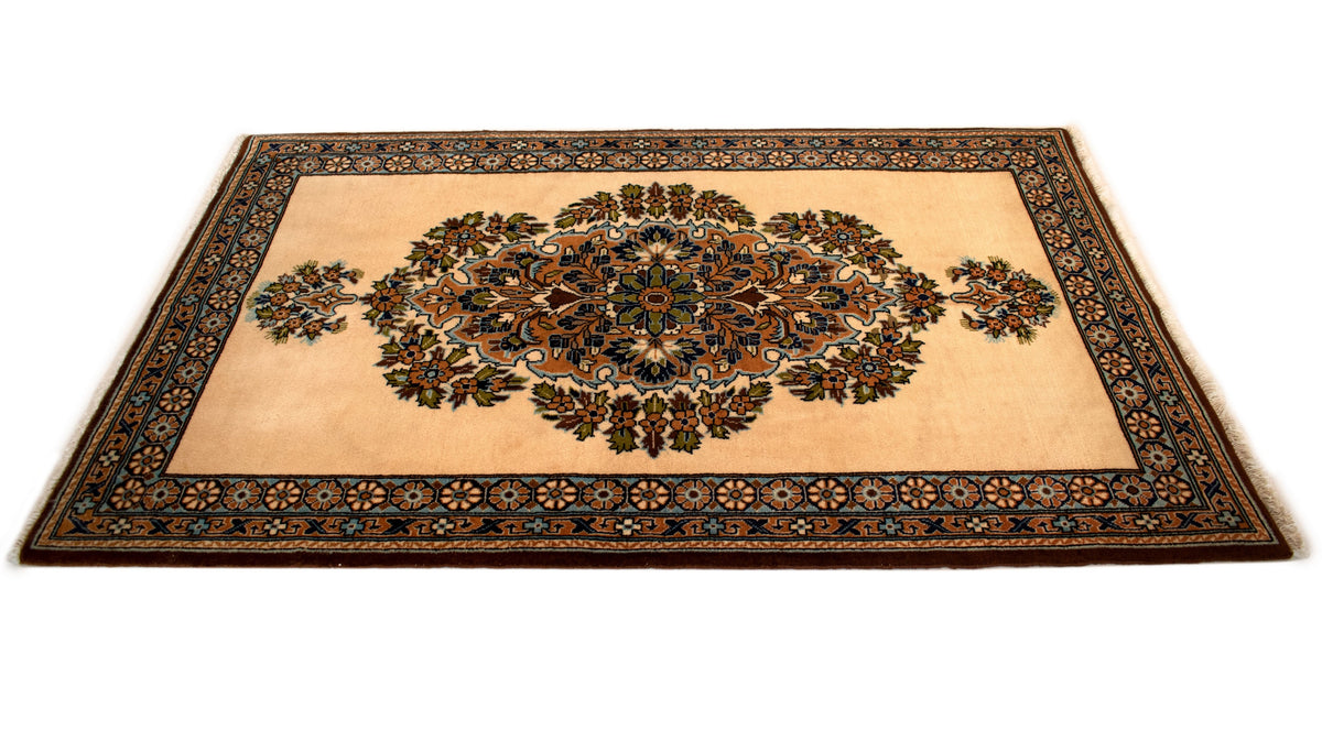118 x 75 Ghom
