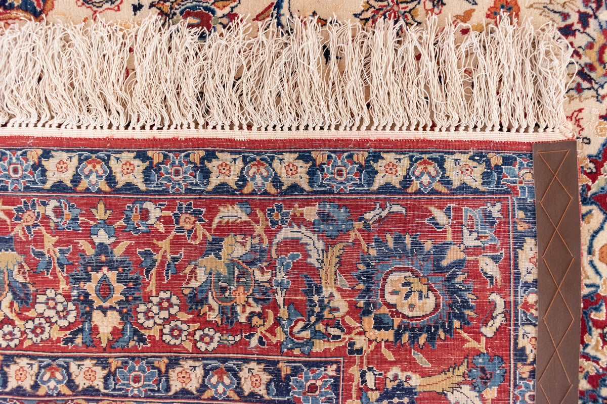 143 x 215 Isfahan Seirafian
