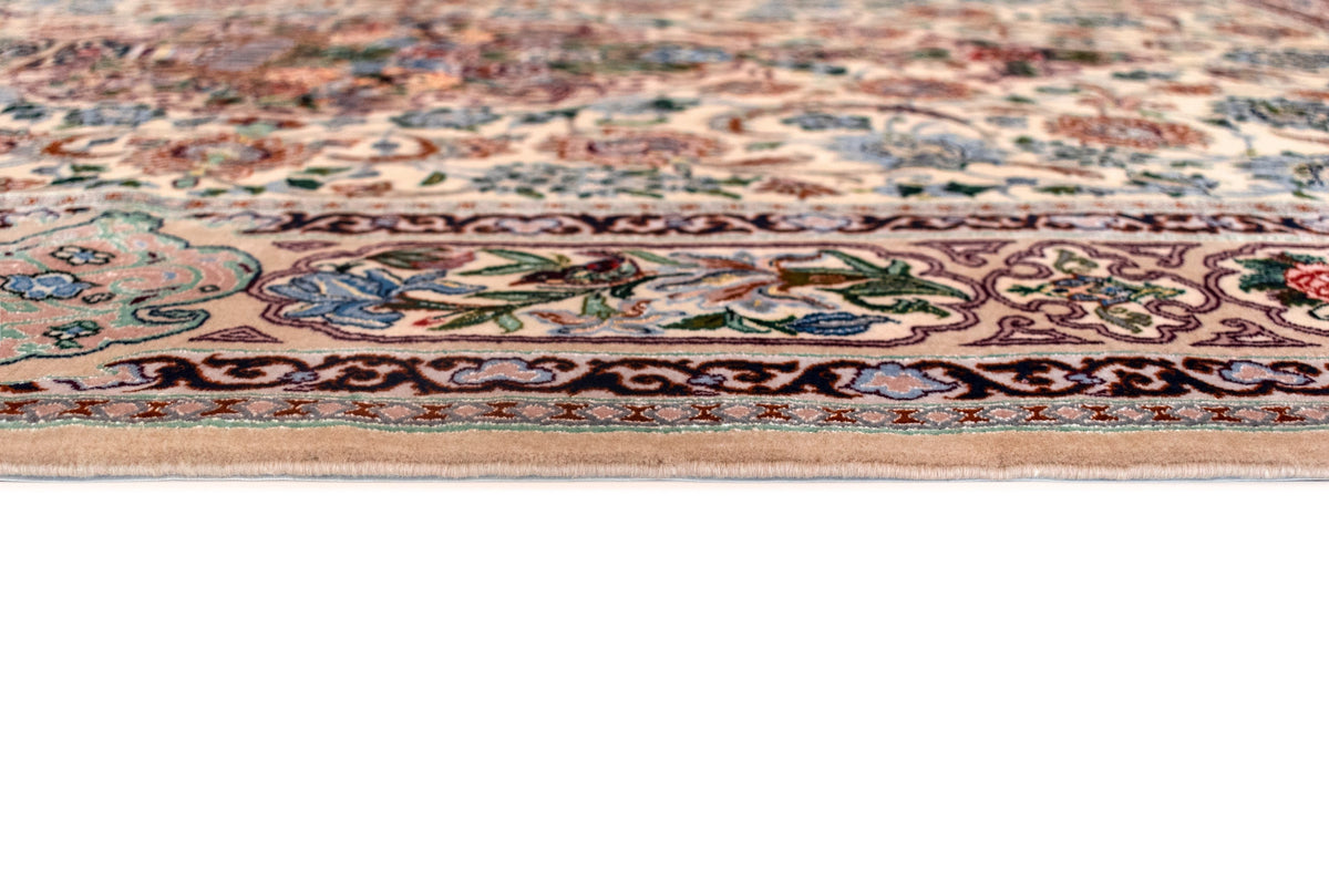 157x231 Isfahan avec soie