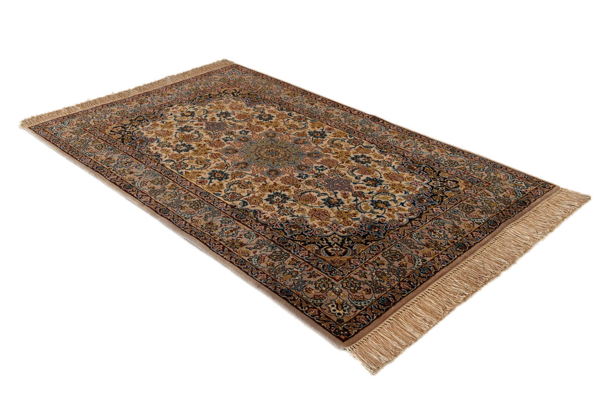 169 x 109 Isfahan mit Seide