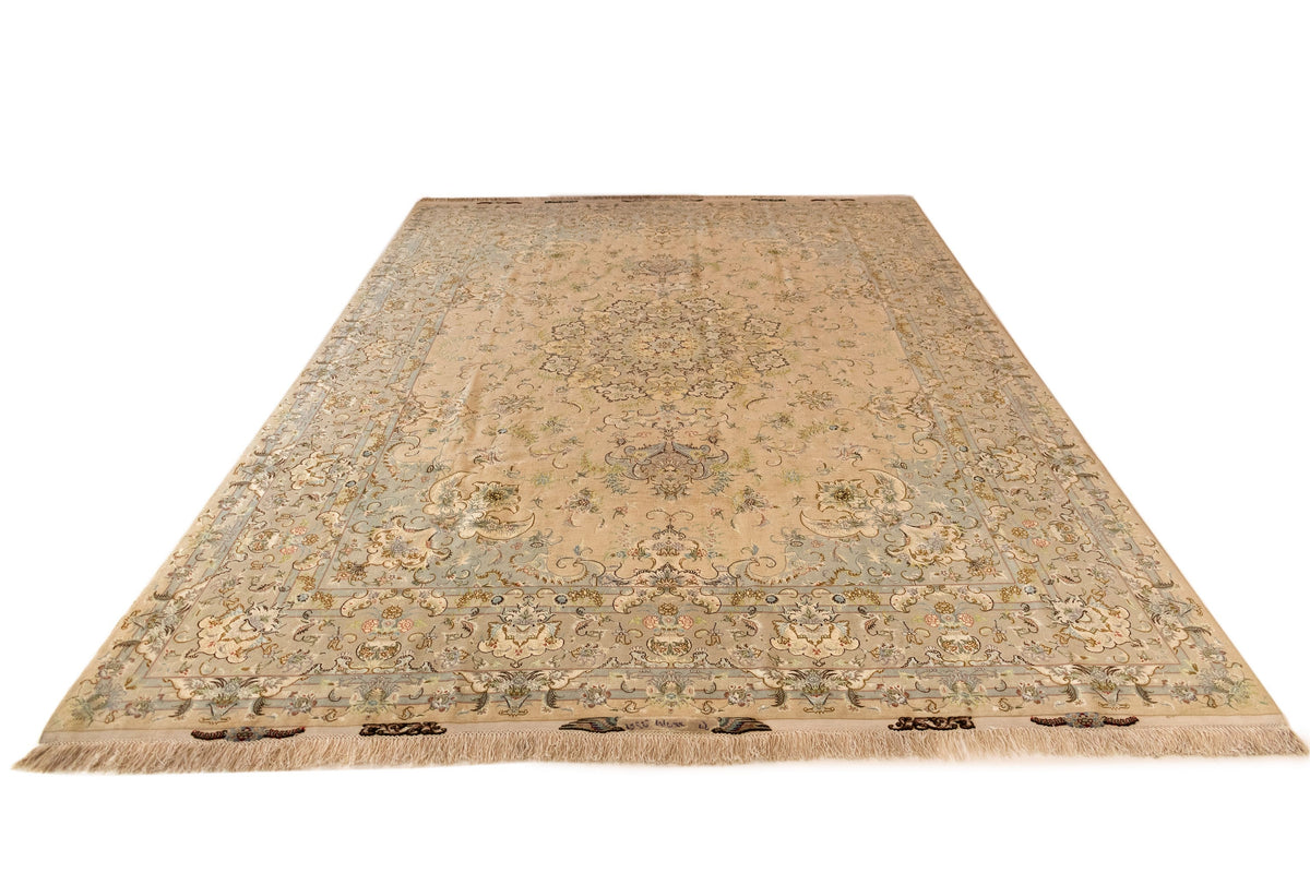 243x353 Tabriz fine