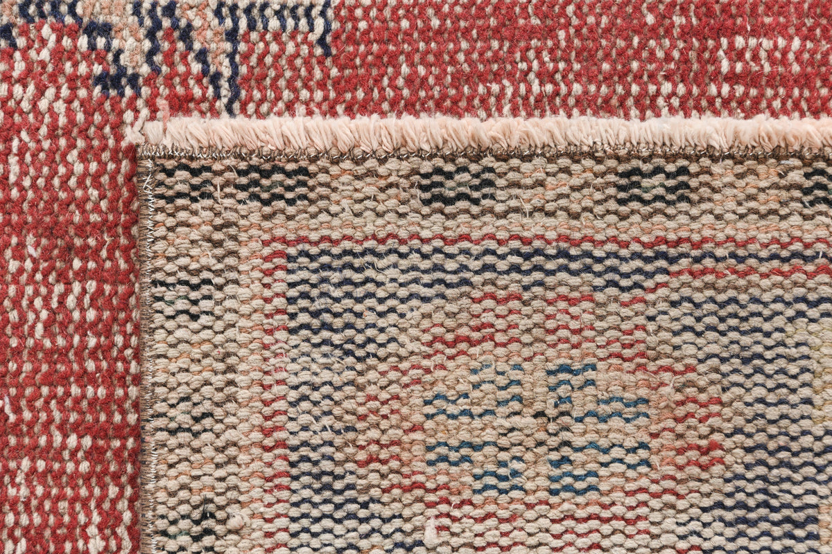 284 x 196 Ultra Vintage