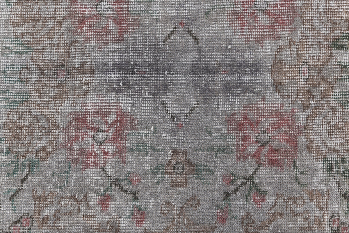 307 x 185 Ultra Vintage
