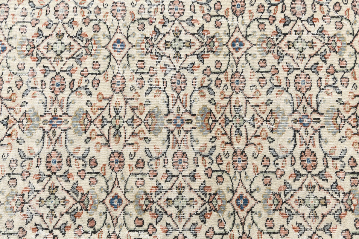 302 x 193 Ultra Vintage