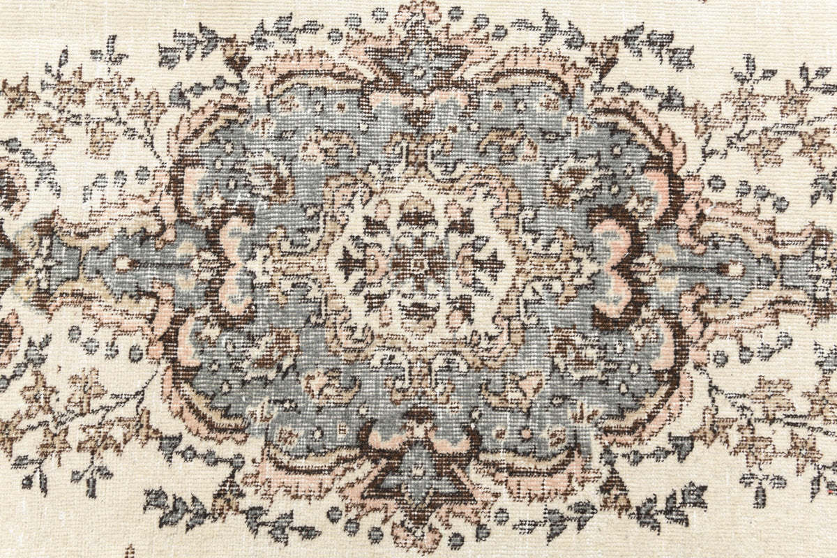 196 x 114 Ultra Vintage