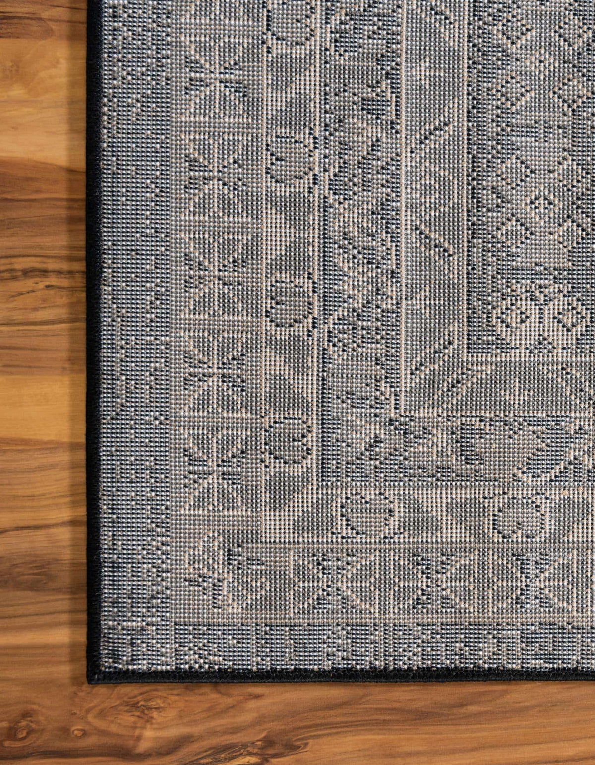 66x249 Heriz Design
