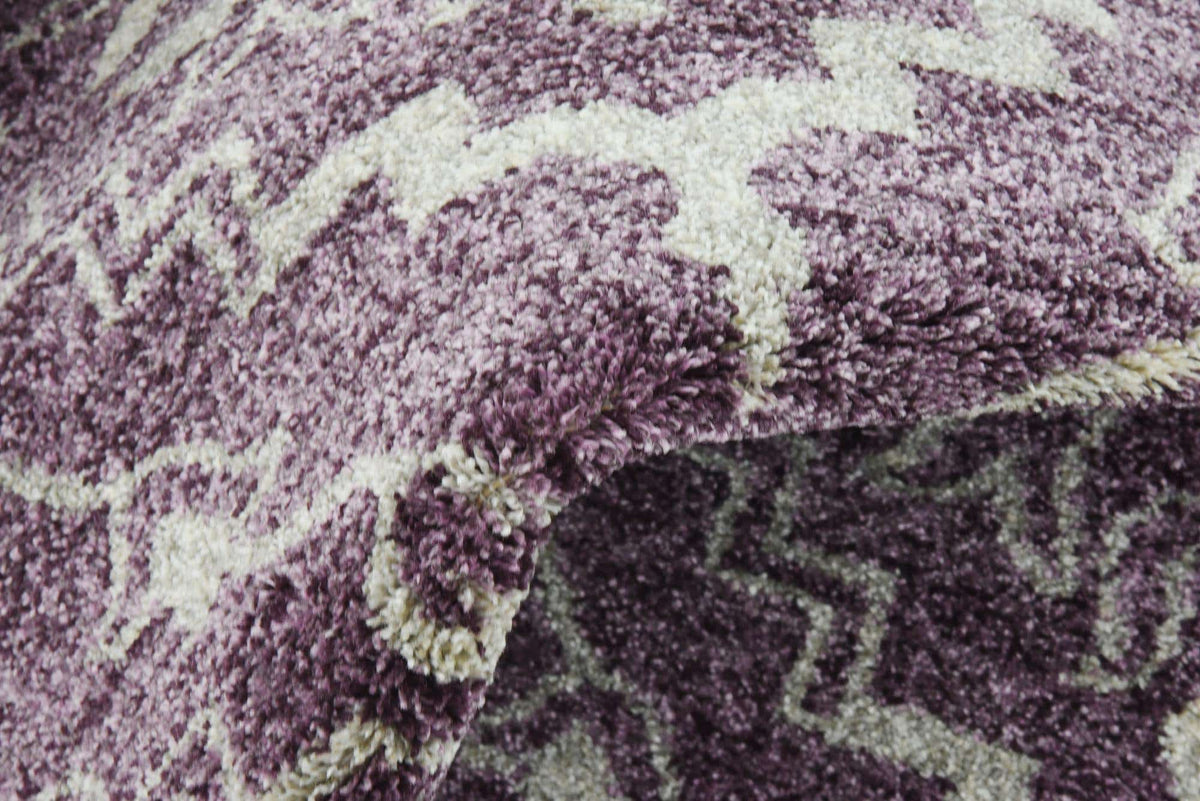 155x244 Damask