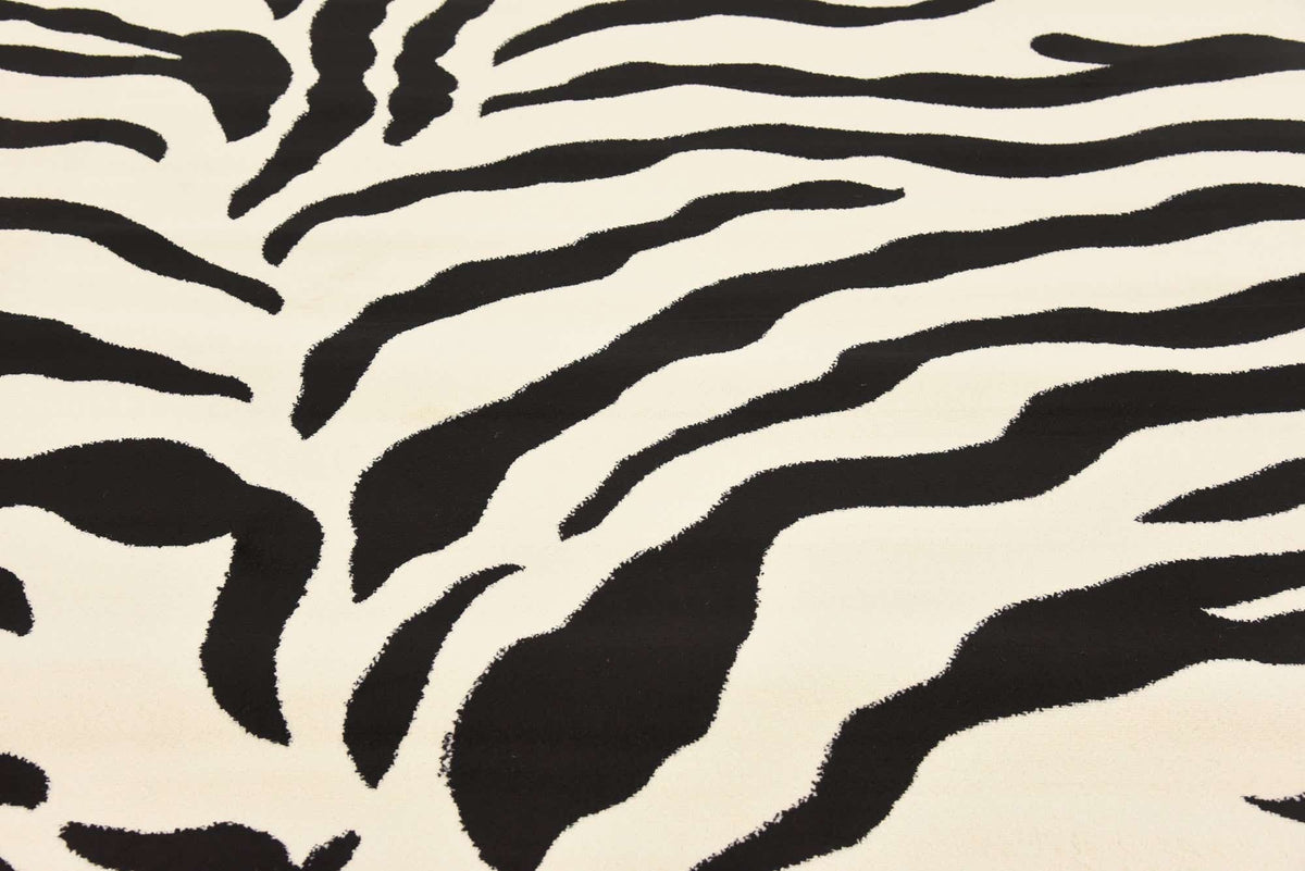213x305 Safari