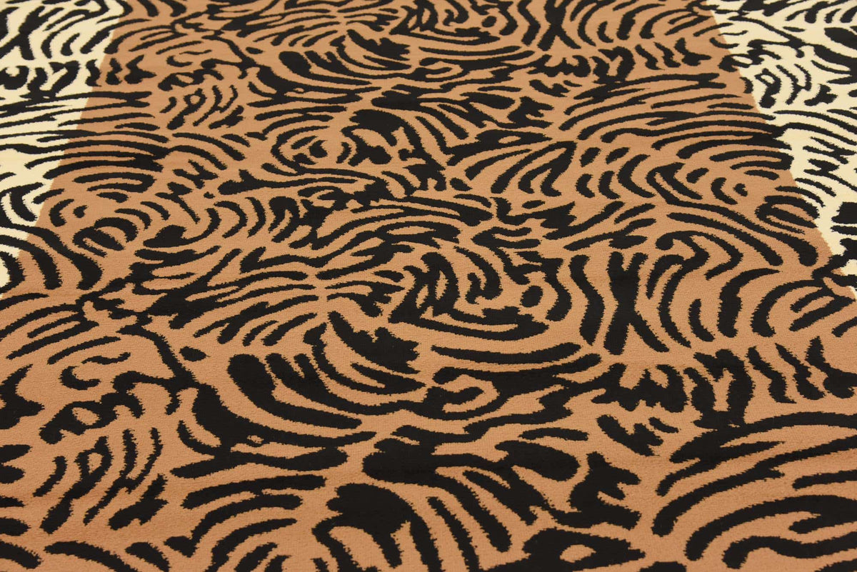 213x305 Safari