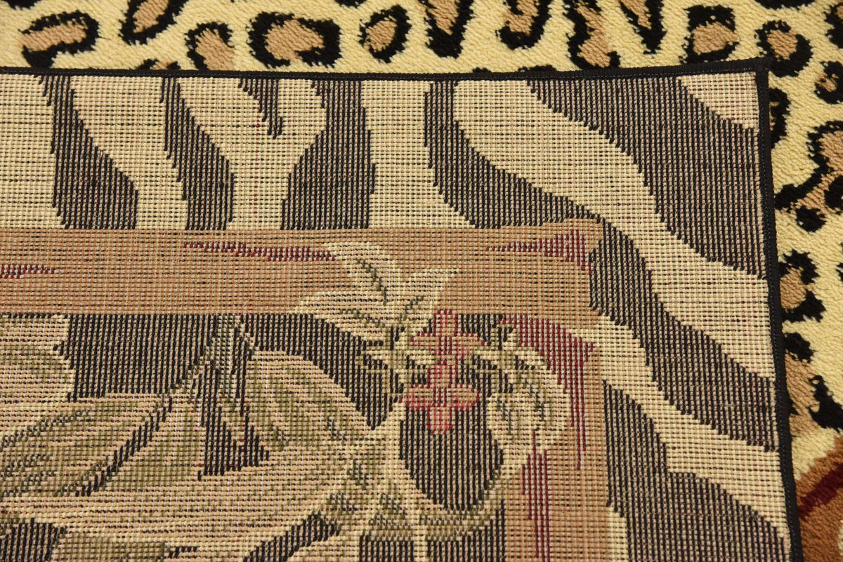 213x305 Safari