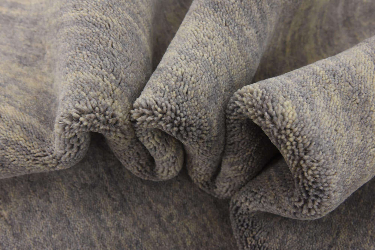 249 x 351 Solid Gabbeh