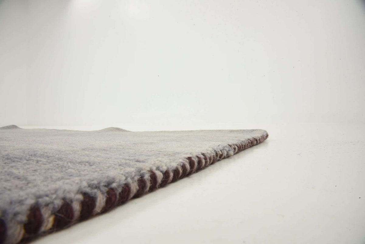 300 x 396 Solid Gabbeh