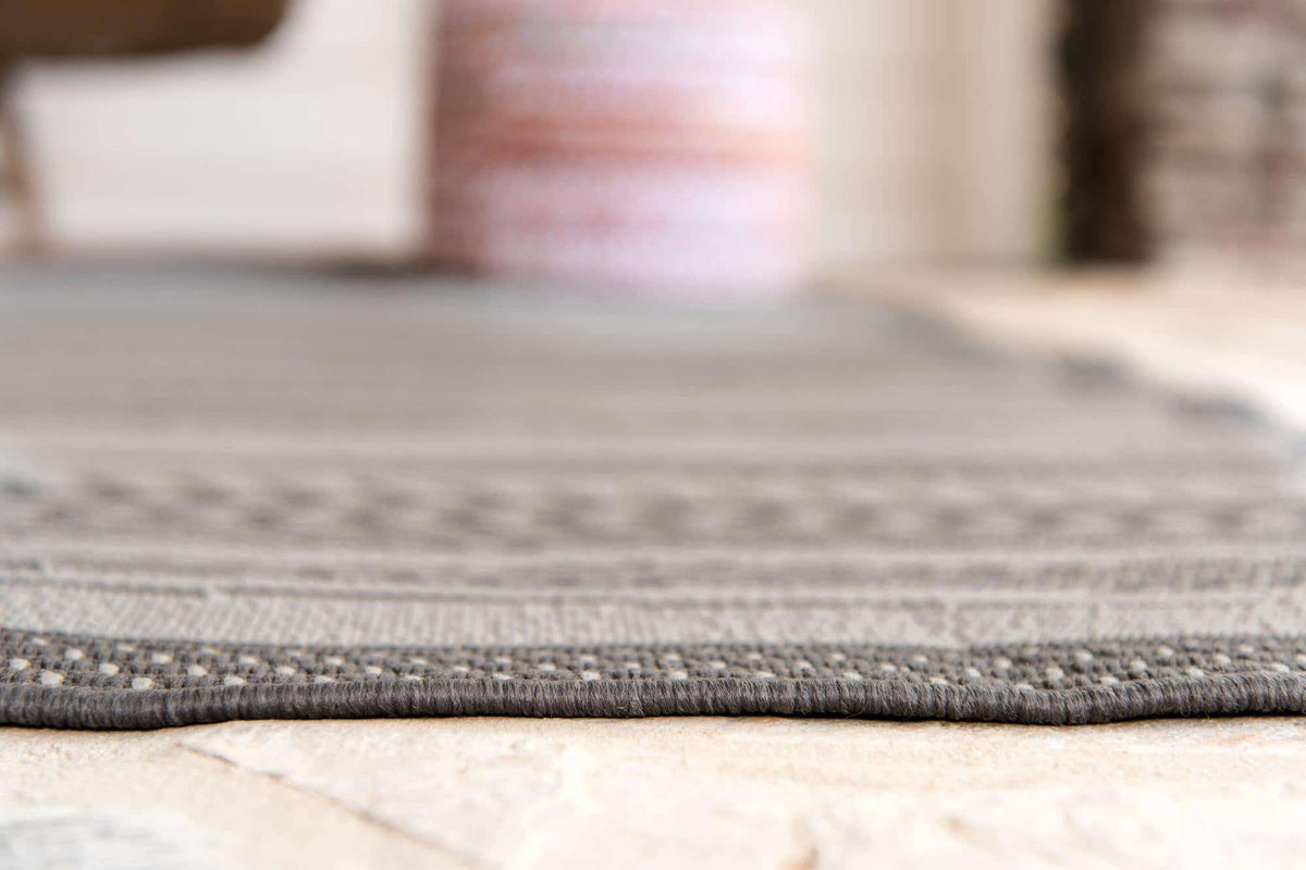122x183 Outdoor Border