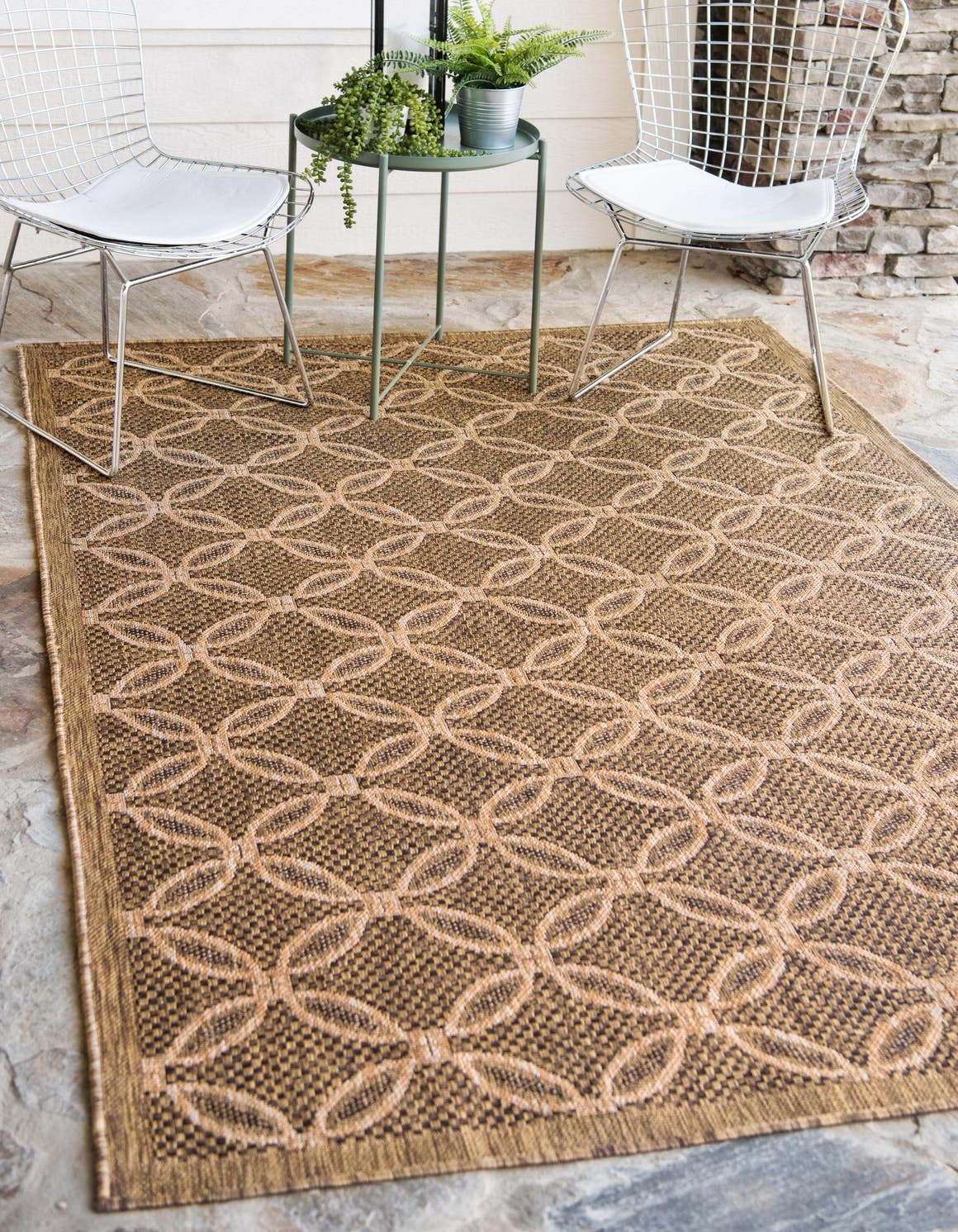 370x275 Outdoor Trellis