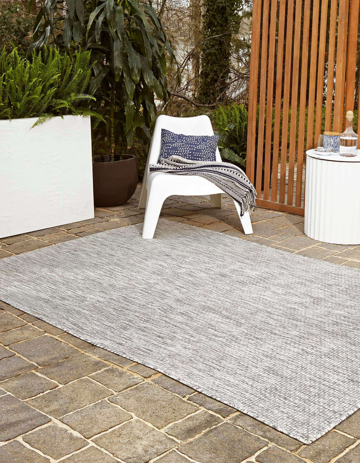 305x427 Outdoor Solid