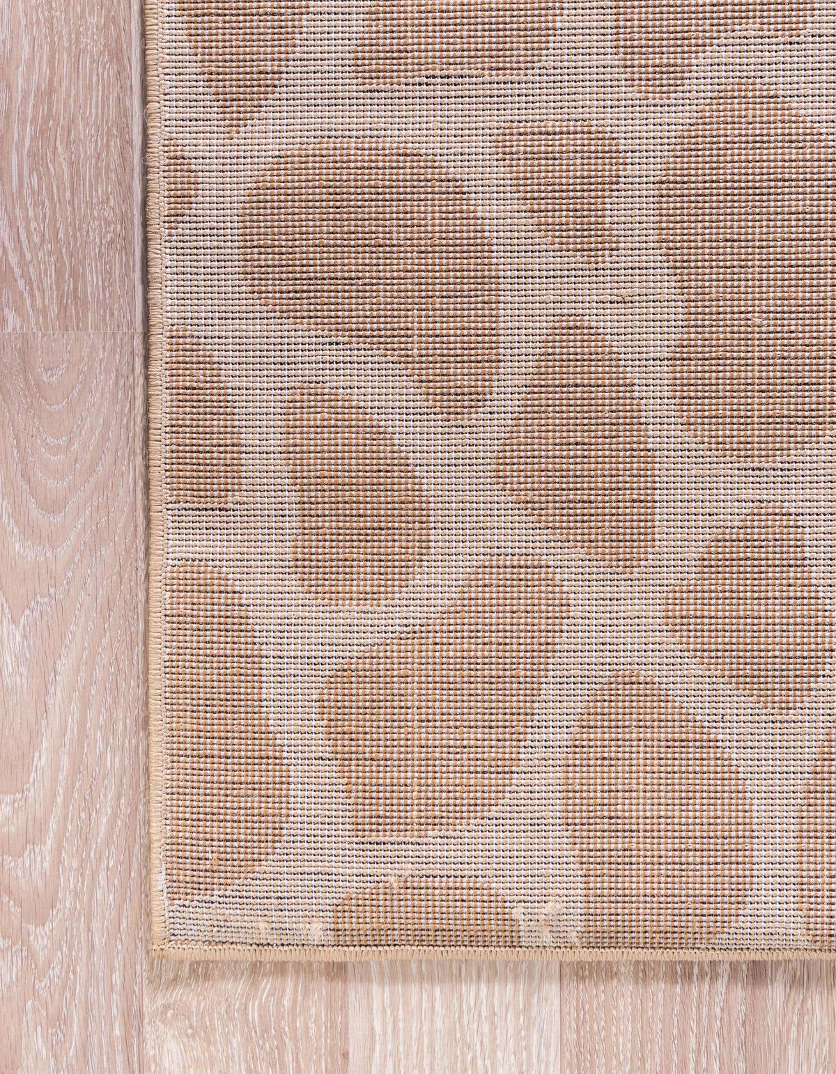 213x305 Safari