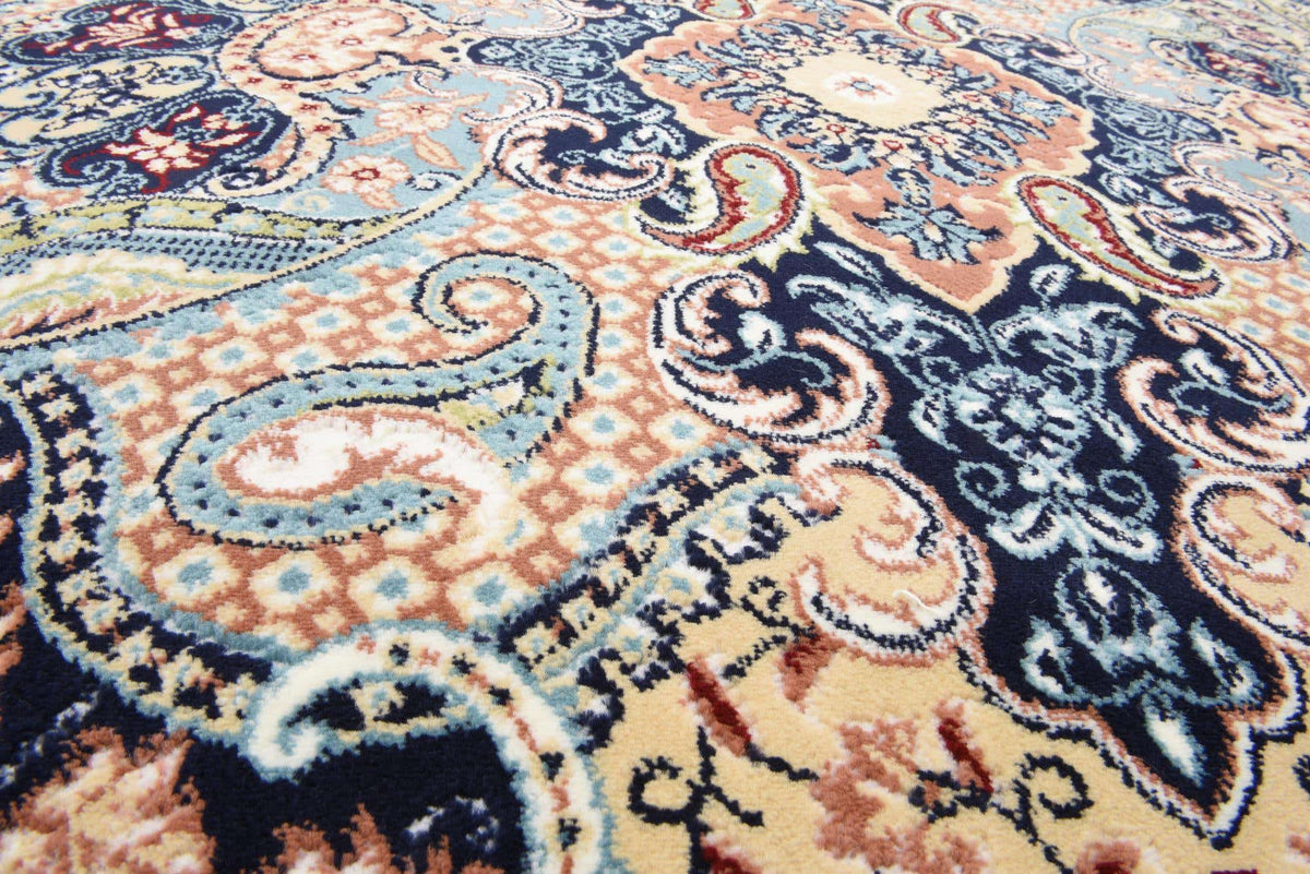 244 x 152 Nain Design