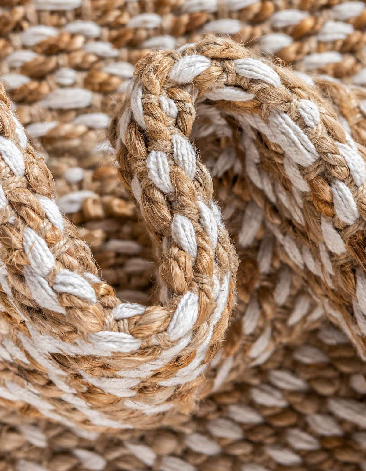95 x 62 Braided Jute