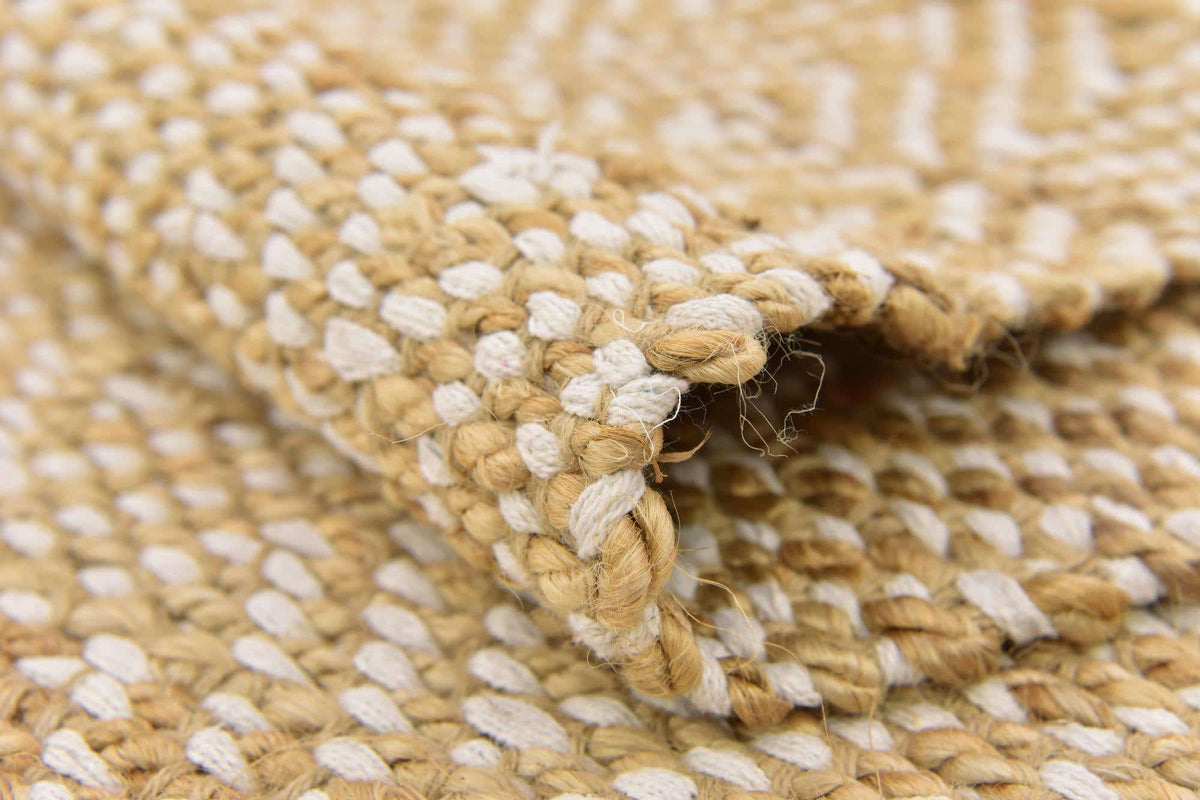 76 x 183 Braided Jute